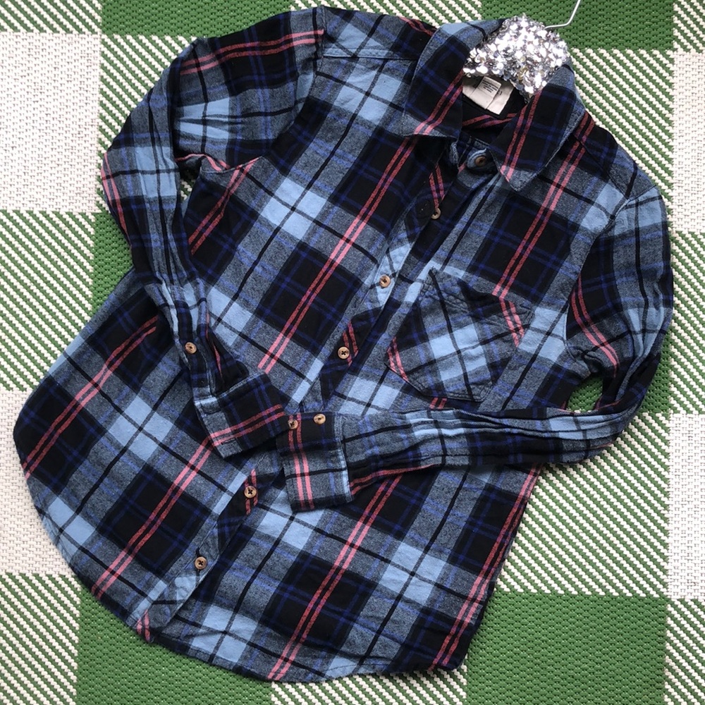 Forever 21 blue pink plaid button down flannel top